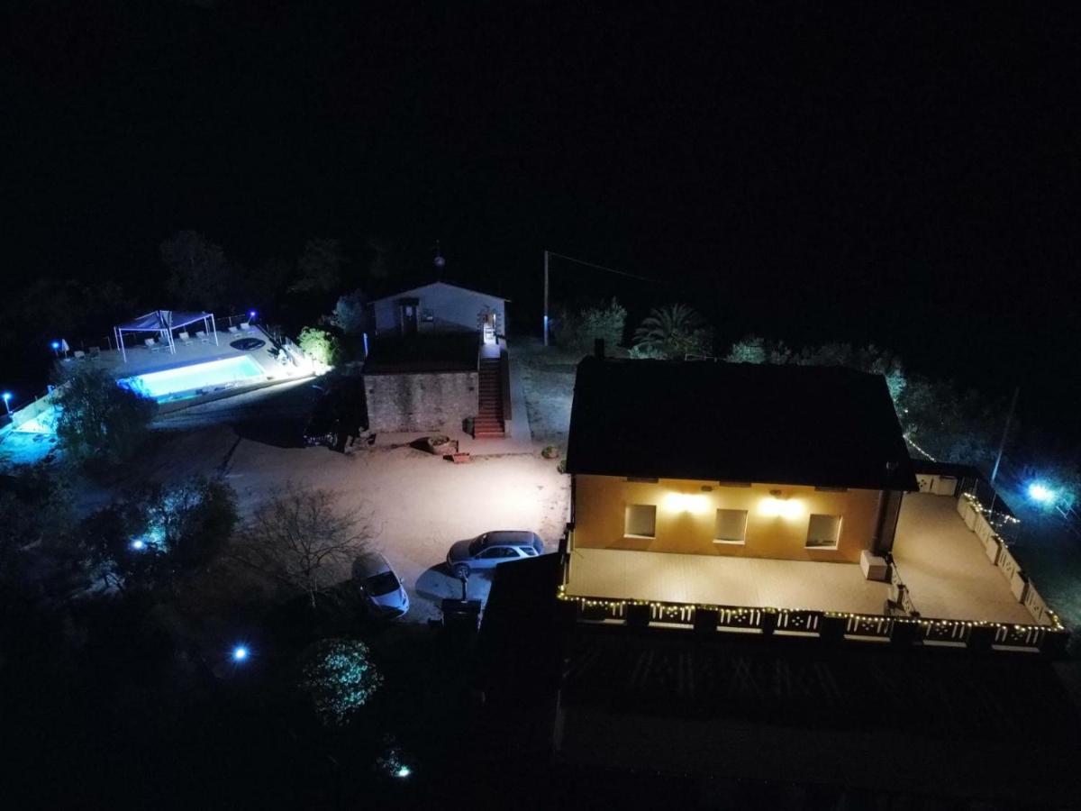 Agriturismo La Terrazza Valfabbrica Εξωτερικό φωτογραφία