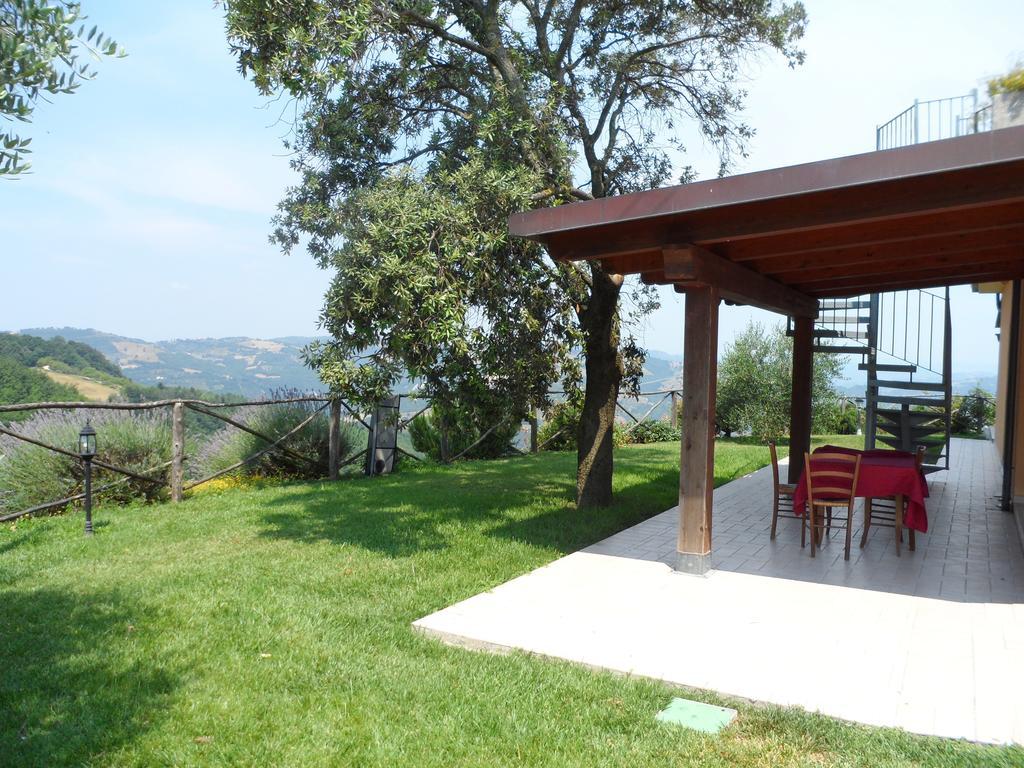 Agriturismo La Terrazza Valfabbrica Εξωτερικό φωτογραφία