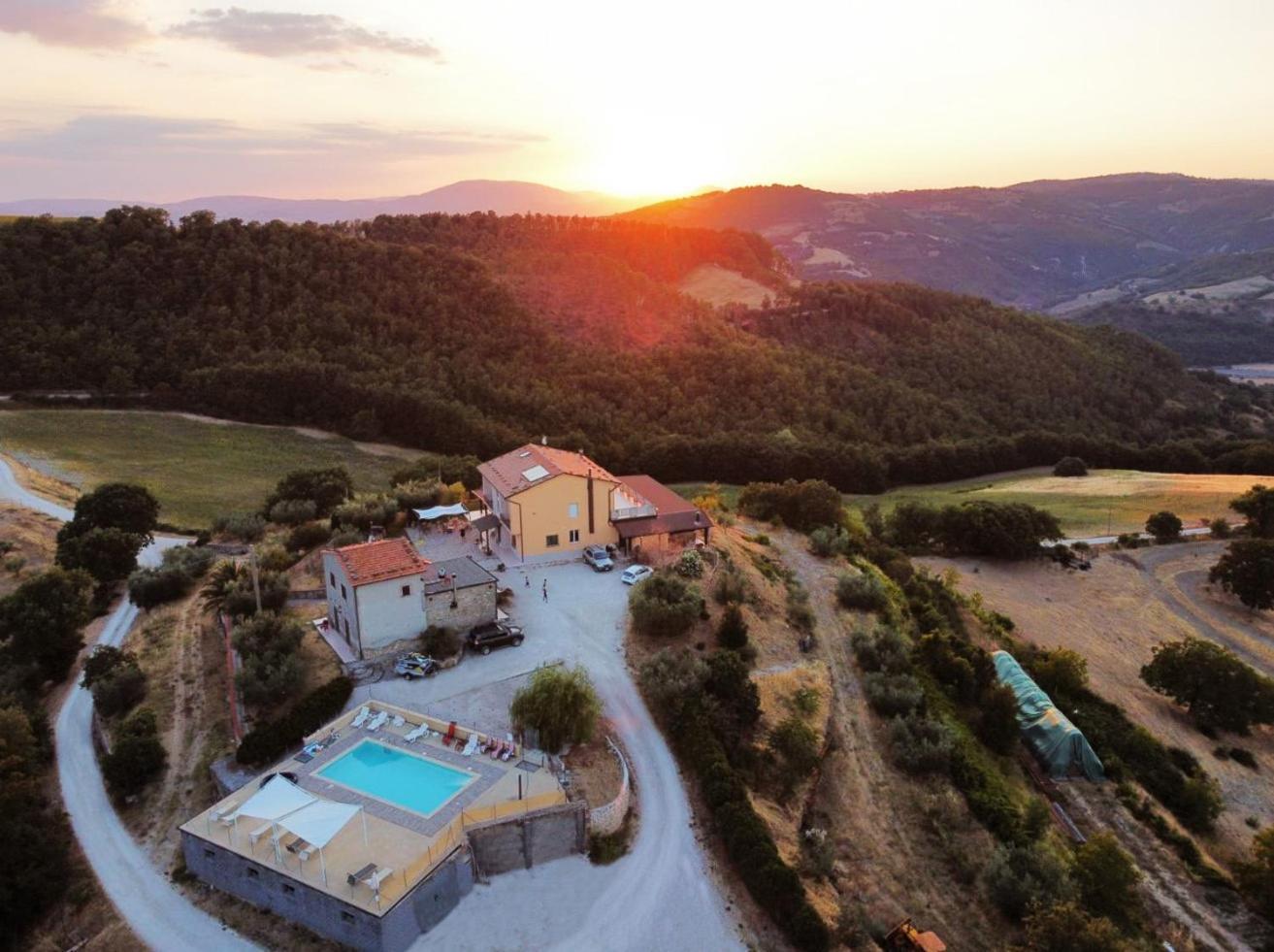 Agriturismo La Terrazza Valfabbrica Εξωτερικό φωτογραφία