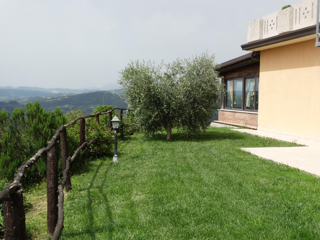 Agriturismo La Terrazza Valfabbrica Εξωτερικό φωτογραφία